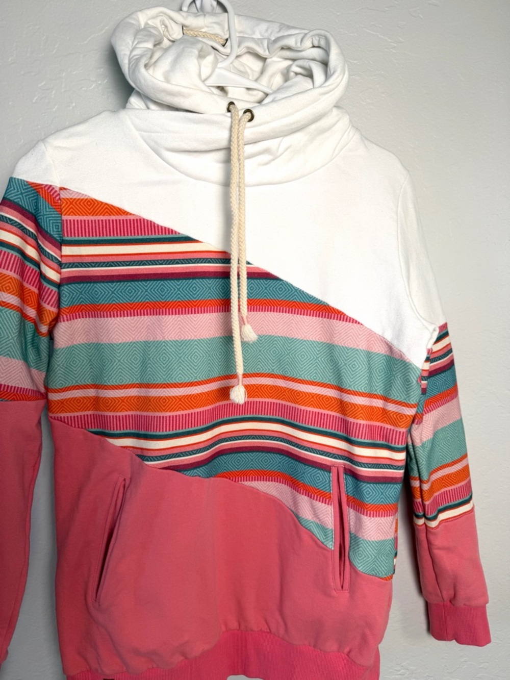 AMPERSAND AVE White, Pink & Teal Striped Sweatshirt Hoodie Pullover Size Small - Picture 6 of 9